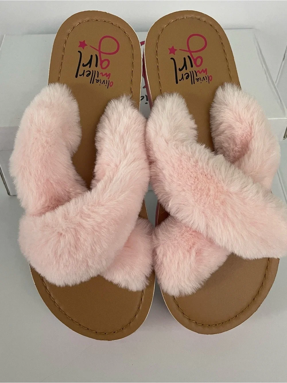 Olivia Miller Light Pink Faux-Fur Crossband Slide Sandals Flip Flops Girl’s Sz 3